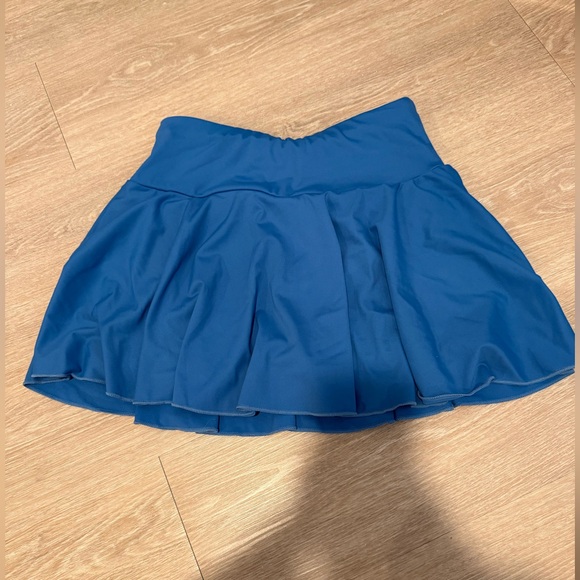 HALARA Dresses & Skirts - NWT Halara Everyday Softlyzero™ Airy 2-in-1 Cool Touch Tennis Skirt
